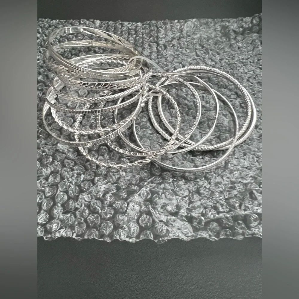 Bracelets - Picture 3 of 3